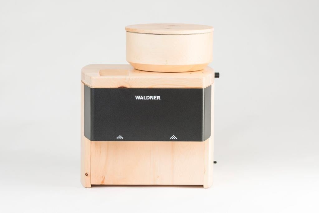 Waldner Luis Zirbe | Elektrische Getreidemühle + Flockenquetsche | 130 g/min | Zirbenholz | 400 + 120 Watt – Bild 2